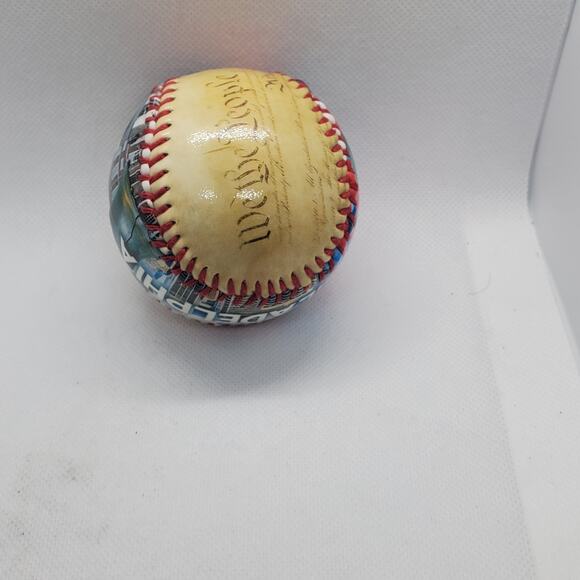 Delcaration of Independence Souvenir Baseball - Picture 5 of 5